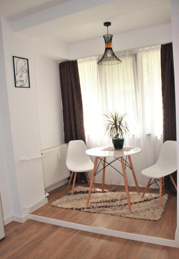 Studio Dristor - Foarte Curat Si Frumos Bucarest Extérieur photo